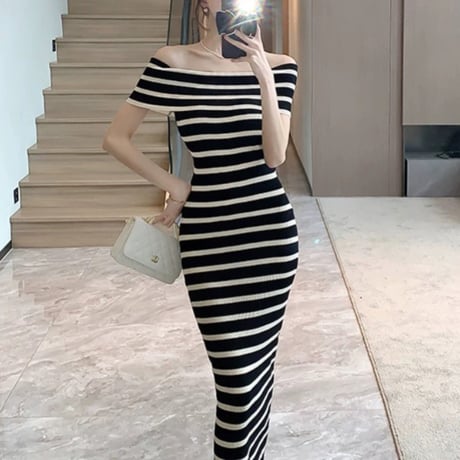 off shoulder border onepiece