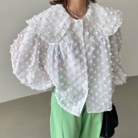 big collar ponpon blouse
