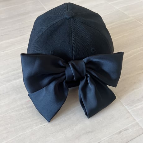 ribbon cap