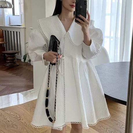 big collar onepiece