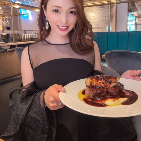フリルスリーブトップス