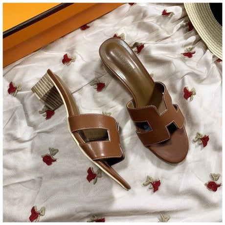 pu leather sandal