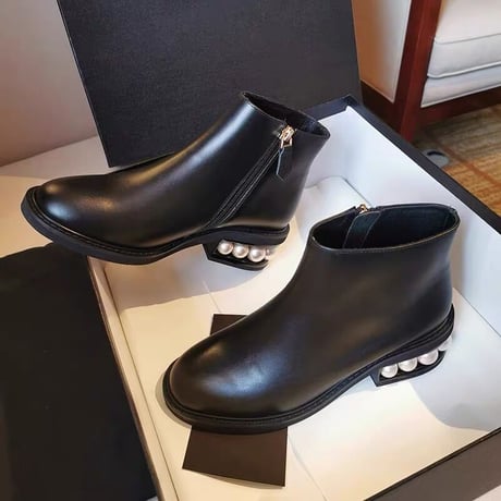 【即納あり】pearl heel short boots
