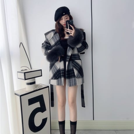 sleeve fox fur check coat