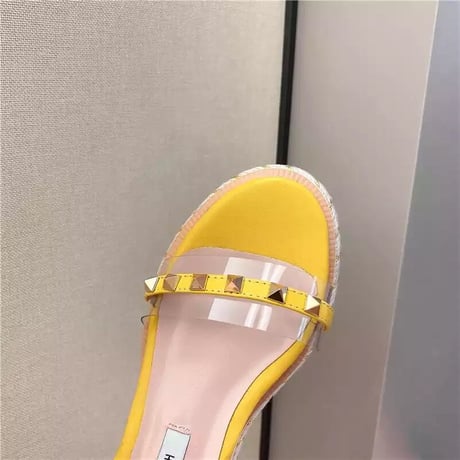 【即納あり】Genuine leather studs sandals