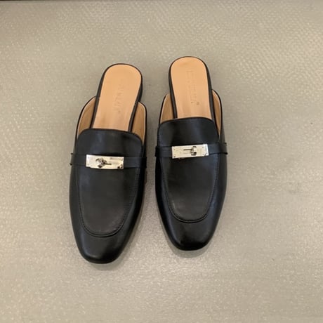 buckle design slip-on