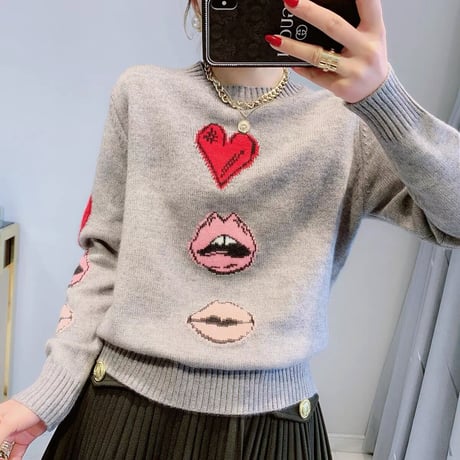 lip knit