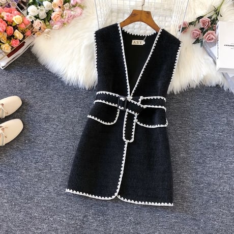 sleeveless vest
