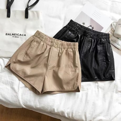 puレザー short pants