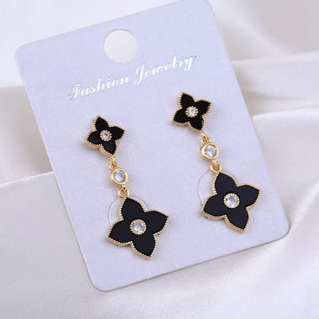 flower ピアス