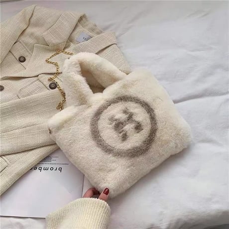 ロゴファー バッグ