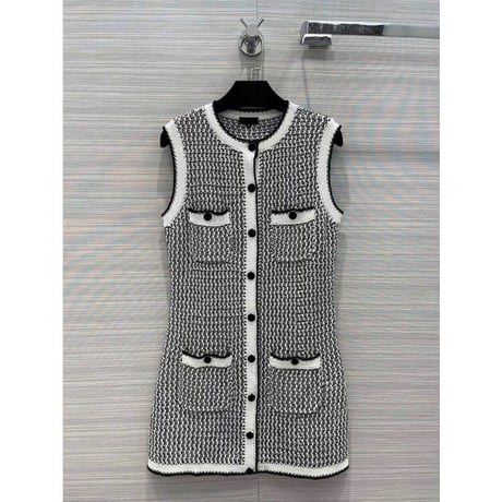 sleeveless summer knit onepiece