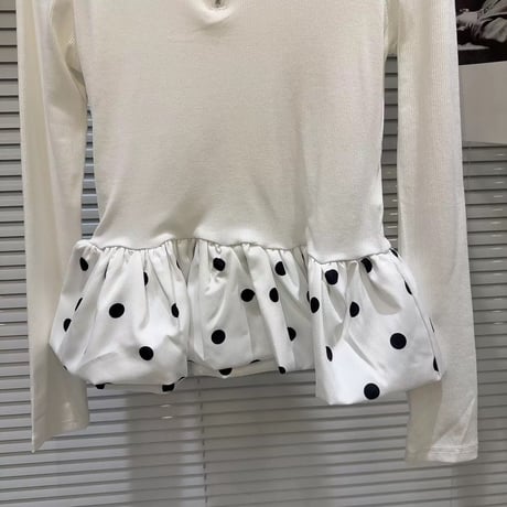 裾 dot tops