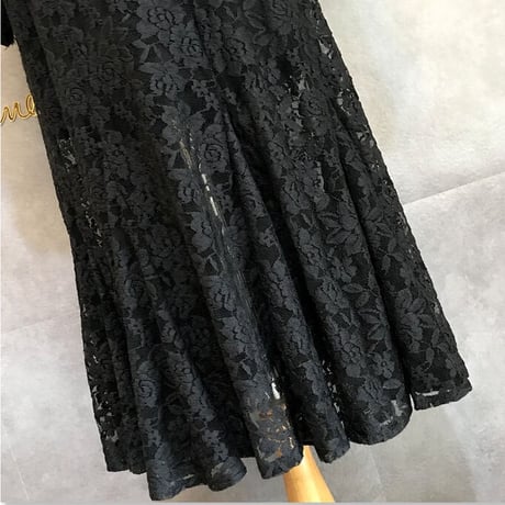 フラワーレーススカート