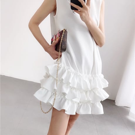 frill sleeveless onepiece