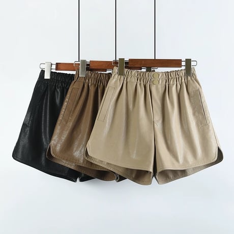 puレザー short pants