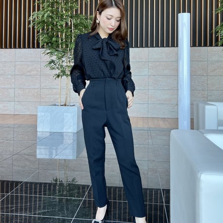 dot blouse