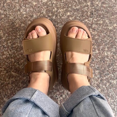 platform sandal