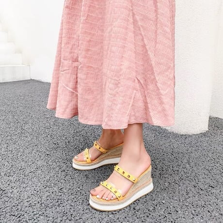 Genuine leather studs sandals