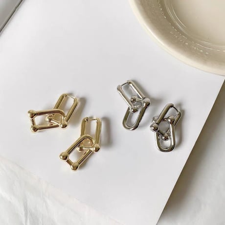 【即納あり】simple ピアス
