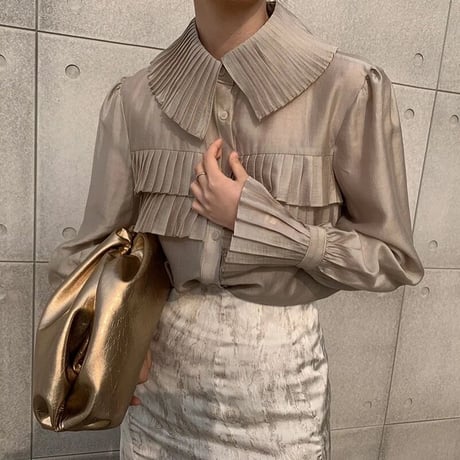 pleats blouse