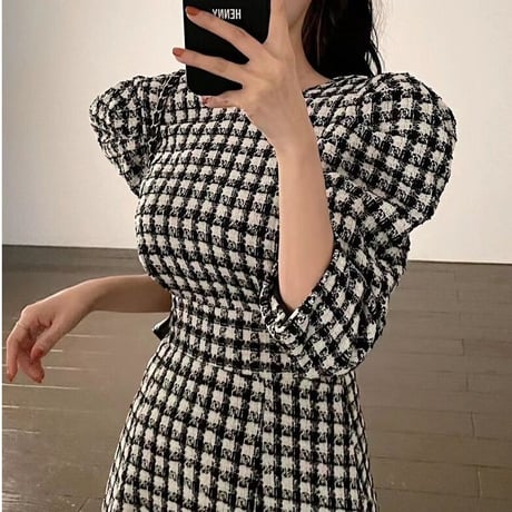 puff sleeve check onepiece