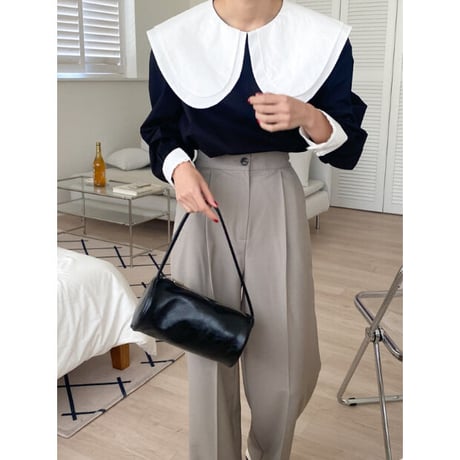 big collar blouse