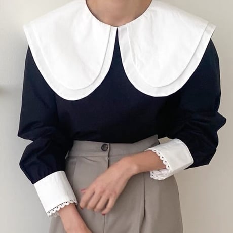 big collar blouse