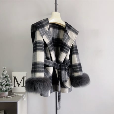 sleeve fox fur check coat