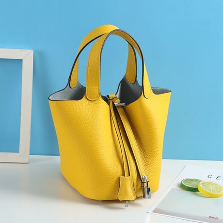 【牛革】 cube bag
