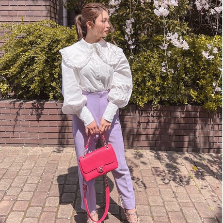 big collar blouse