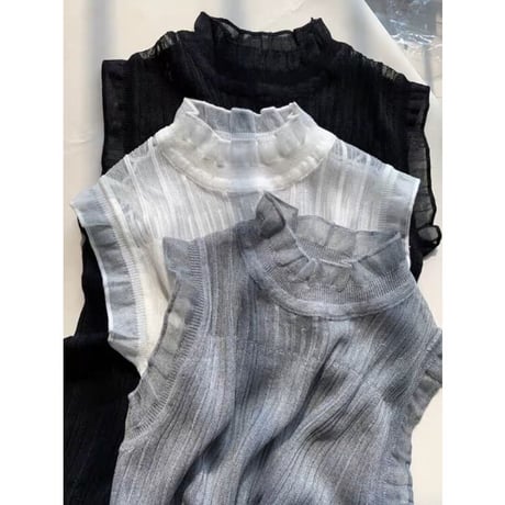 sleeveless tops