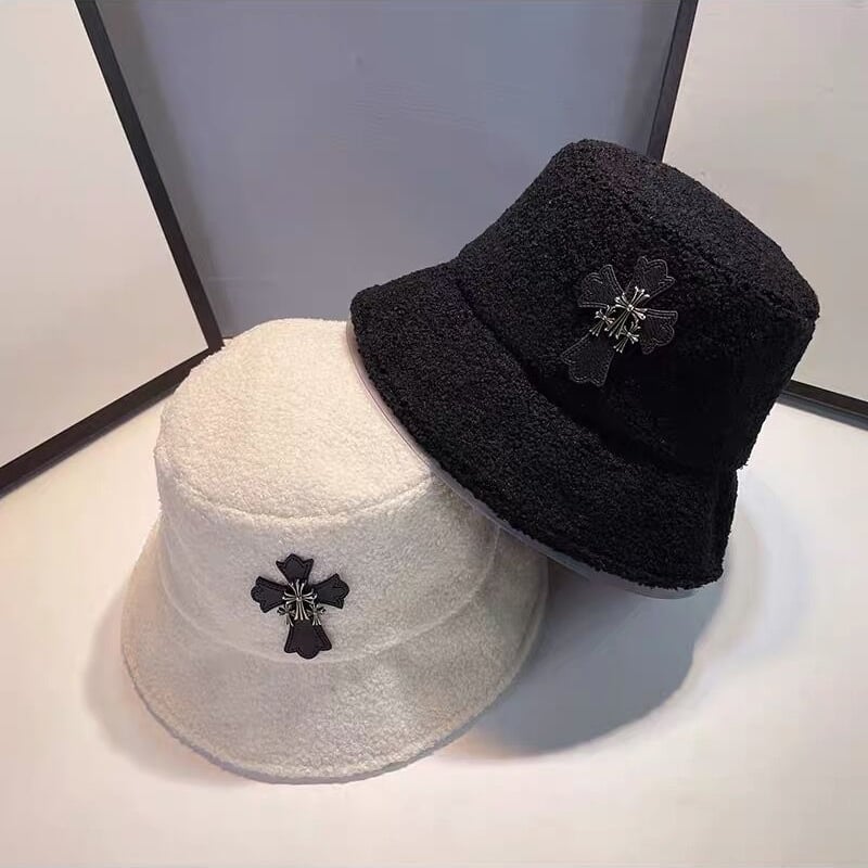 Y.A.R.N クロスモチーフ バケットハット 中古・古着通販】Y.A.R.N. (ヤーン) クロスモチーフニット