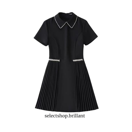 bijou collar side pleats onepiece