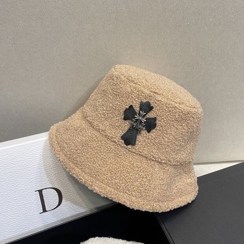 【美品】Y.A.R.N クロスモチーフ バケットハット 中古・古着通販】Y.A.R.N. (ヤーン) クロスモチーフニット