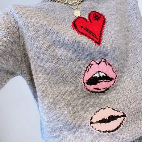 lip knit