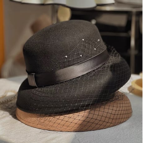 tulle wool hat