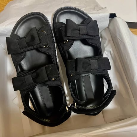 ribbon sandal