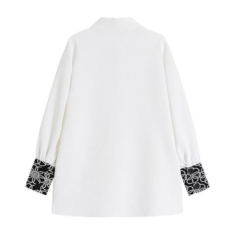 big collar blouse