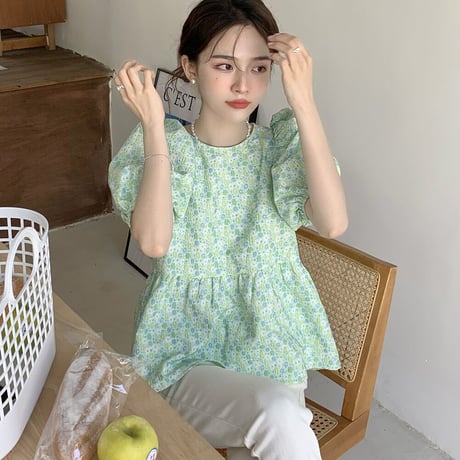 Back ribbon puff sleeve tops