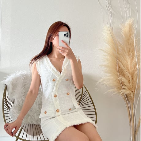 sleeveless tweed onepiece