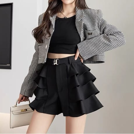 frill shortpants