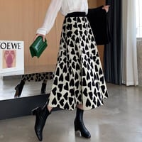 ハート柄スカート