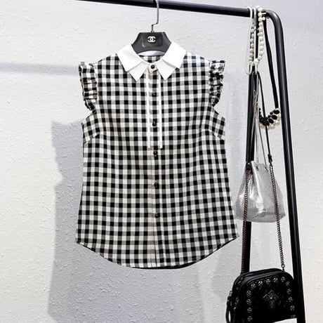 check sleeveless blouse