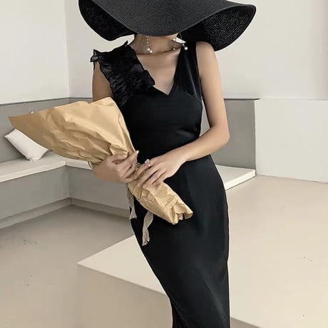 高品質 美ライン深Vネックドレス