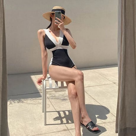 bi-color monokini