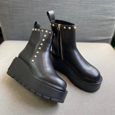 【本革】studs platform boots