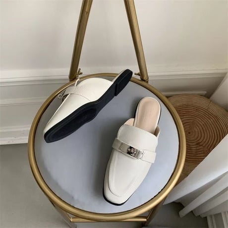 buckle slip-on