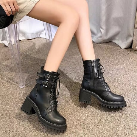 lace up boots