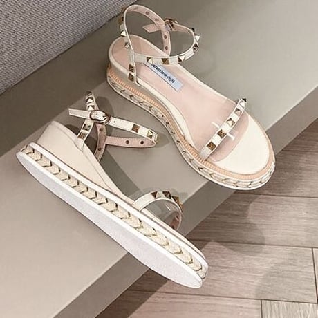 【即納あり】Genuine leather studs sandals